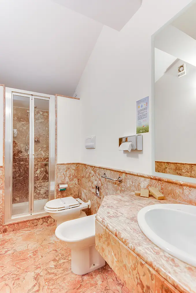 bagnopanoramictonnaradue.webp